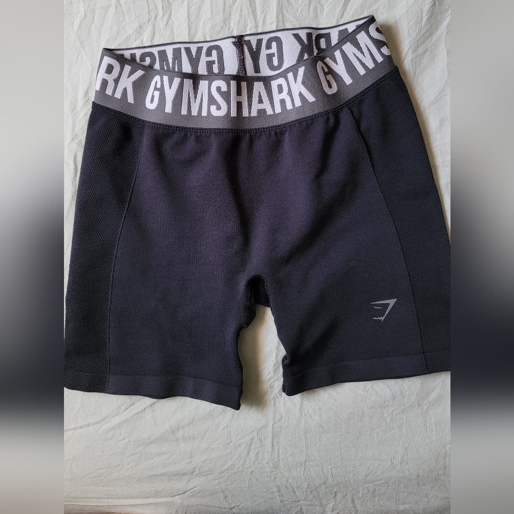 Gymshark short